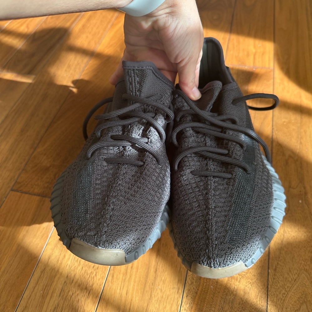 YEEZY Boost 350 AUTH w receipt